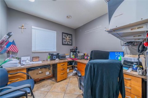 Commercial property in Riverview, Florida 167.22 sq.m. № 671388 - photo 14