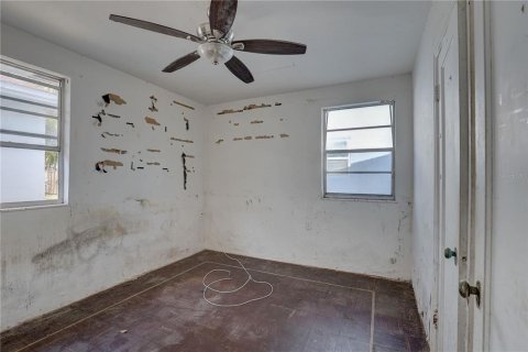 Casa en venta en Madeira Beach, Florida, 3 dormitorios, 115.85 m2 № 1612791 - foto 18