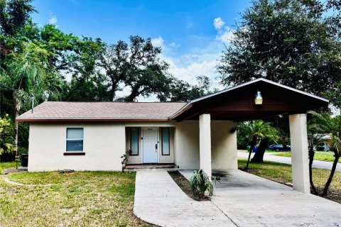 Villa ou maison à Tampa, Floride 2 chambres, 88.26 m2 № 2317256