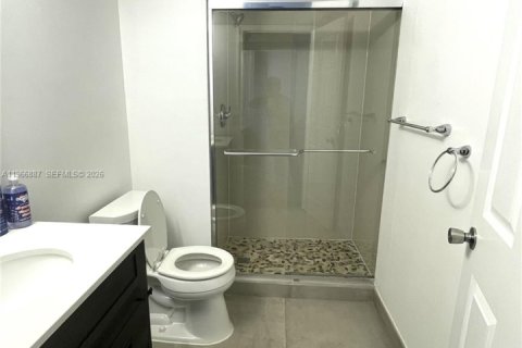 Condo in Weston, Florida, 2 bedrooms  № 2029814 - photo 5