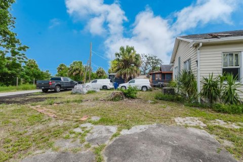 House in Saint Petersburg, Florida 3 bedrooms, 108.7 sq.m. № 1847935 - photo 16