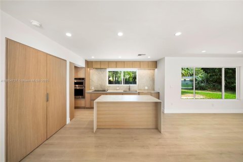Casa en venta en Pinecrest, Florida, 4 dormitorios, 199.55 m2 № 1878362 - foto 7