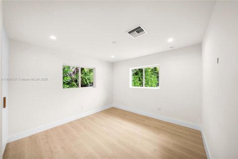 Casa en venta en Pinecrest, Florida, 4 dormitorios, 199.55 m2 № 1878362 - foto 20