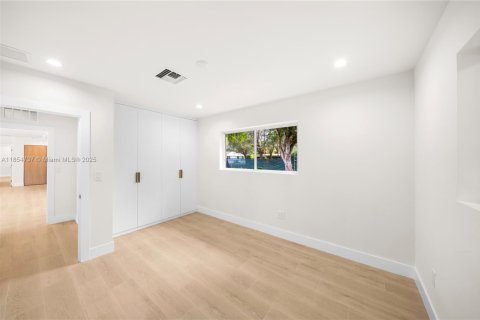 Casa en venta en Pinecrest, Florida, 4 dormitorios, 199.55 m2 № 1878362 - foto 19