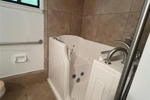 Купить виллу или дом в Окала, Флорида 2 спальни, № 1946416 - фото 24