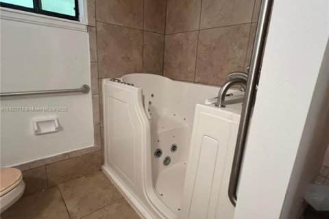 Купить виллу или дом в Окала, Флорида 2 спальни, № 1946416 - фото 22