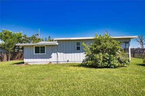 House in Englewood, Florida 4 bedrooms, 120.49 sq.m. № 1899168 - photo 30