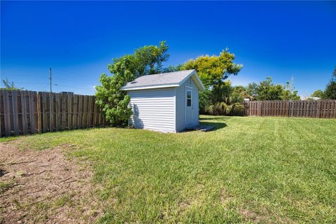 House in Englewood, Florida 4 bedrooms, 120.49 sq.m. № 1899168 - photo 29
