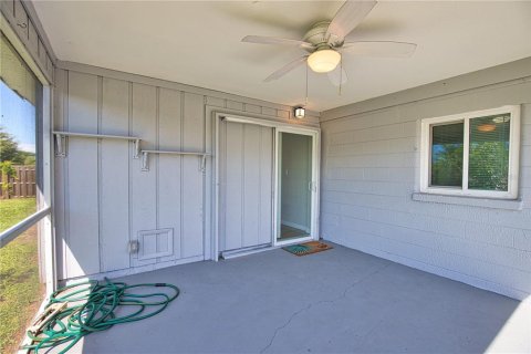 House in Englewood, Florida 4 bedrooms, 120.49 sq.m. № 1899168 - photo 28