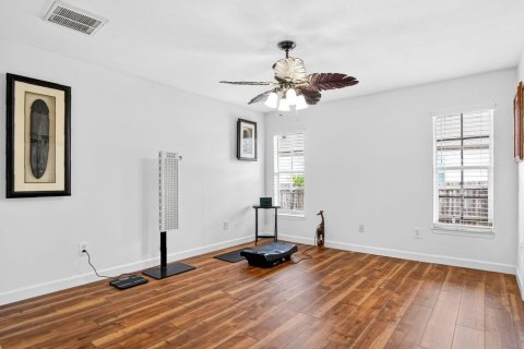 Villa ou maison à vendre à Port St. Lucie, Floride: 2 chambres, 130.43 m2 № 2083324 - photo 11