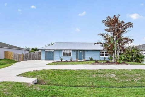 Villa ou maison à Port St. Lucie, Floride 2 chambres, 130.43 m2 № 2083324