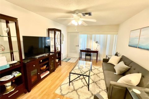 Condominio en alquiler en Holiday, Florida, 2 dormitorios, 76.64 m2 № 1866201 - foto 3