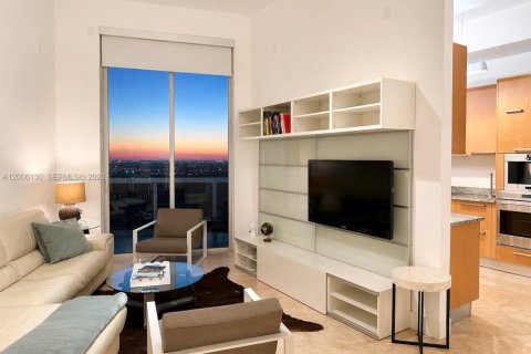 Condominio en alquiler en Sunny Isles Beach, Florida, 2 dormitorios, 135.92 m2 № 2170696 - foto 8