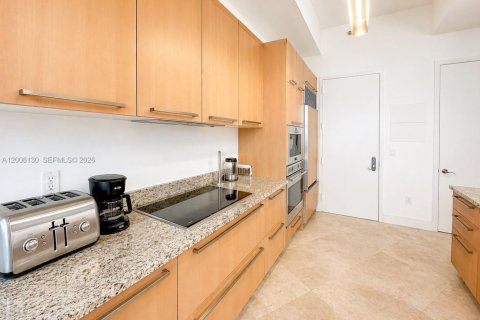 Condominio en alquiler en Sunny Isles Beach, Florida, 2 dormitorios, 135.92 m2 № 2170696 - foto 9