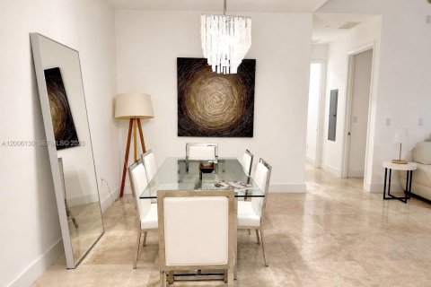 Condominio en alquiler en Sunny Isles Beach, Florida, 2 dormitorios, 135.92 m2 № 2170696 - foto 6