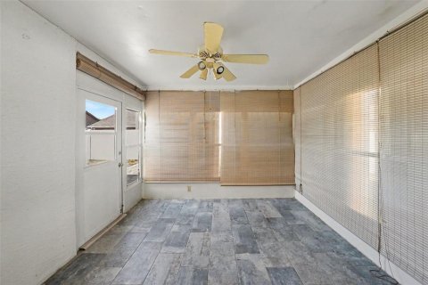 Villa ou maison à vendre à New Port Richey, Floride: 3 chambres, 131.83 m2 № 2425642 - photo 7