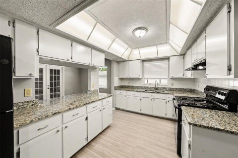 Villa ou maison à vendre à New Port Richey, Floride: 3 chambres, 131.83 m2 № 2425642 - photo 5