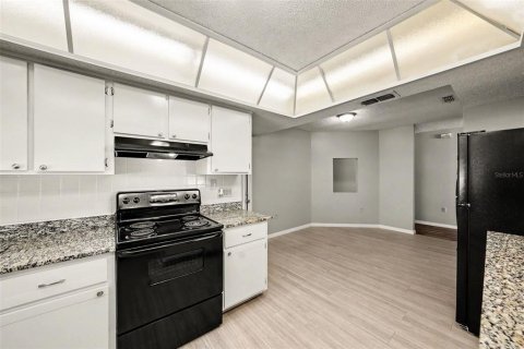 Villa ou maison à vendre à New Port Richey, Floride: 3 chambres, 131.83 m2 № 2425642 - photo 4