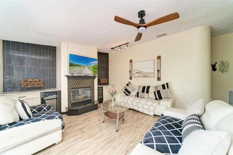 Villa ou maison à vendre à Bradenton, Floride: 3 chambres, 233 m2 № 2299258 - photo 21