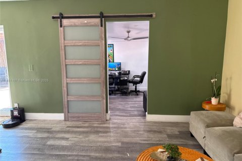 Villa ou maison à vendre à Miami Gardens, Floride: 3 chambres, 127.09 m2 № 1924458 - photo 15