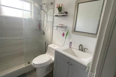 Villa ou maison à vendre à Miami Gardens, Floride: 3 chambres, 127.09 m2 № 1924458 - photo 23