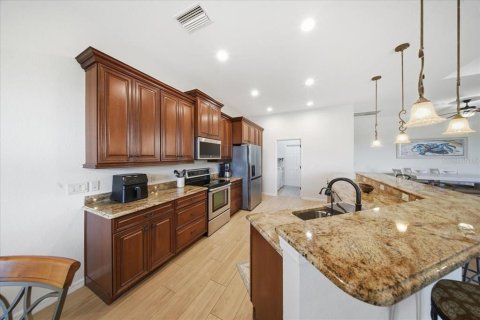 Casa en venta en Lake Wales, Florida, 3 dormitorios, 191.19 m2 № 2113848 - foto 20