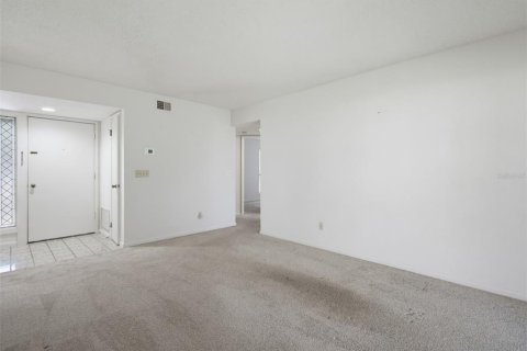 Copropriété à vendre à Palm Coast, Floride: 2 chambres, 106.84 m2 № 2224934 - photo 5