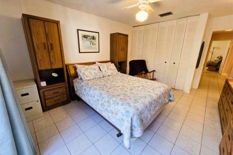 Купить кондоминиум в Клируотер, Флорида 6 комнат, 89.19м2, № 2238662 - фото 15