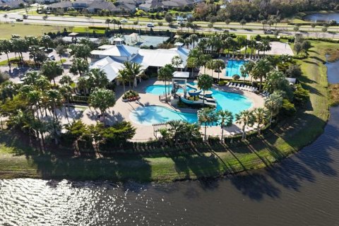 House in Apollo Beach, Florida 3 bedrooms, 148.83 sq.m. № 2349496 - photo 14