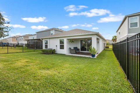 House in Apollo Beach, Florida 3 bedrooms, 148.83 sq.m. № 2349496 - photo 11