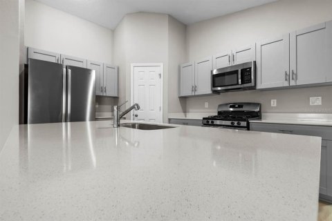 House in Apollo Beach, Florida 3 bedrooms, 148.83 sq.m. № 2349496 - photo 20