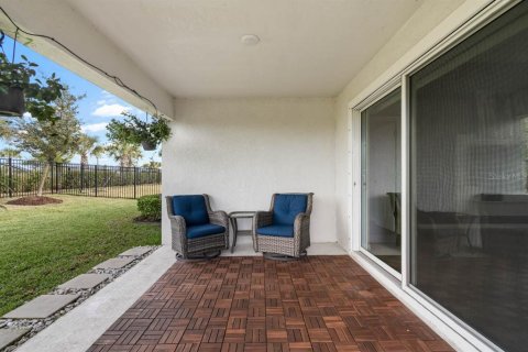 House in Apollo Beach, Florida 3 bedrooms, 148.83 sq.m. № 2349496 - photo 10