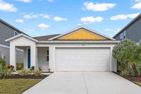 House in Apollo Beach, Florida 3 bedrooms, 148.83 sq.m. № 2349496