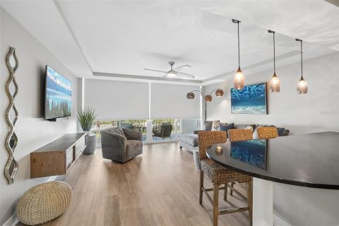 Copropriété à vendre à Clearwater, Floride: 2 chambres, 90.95 m2 № 2132376 - photo 3