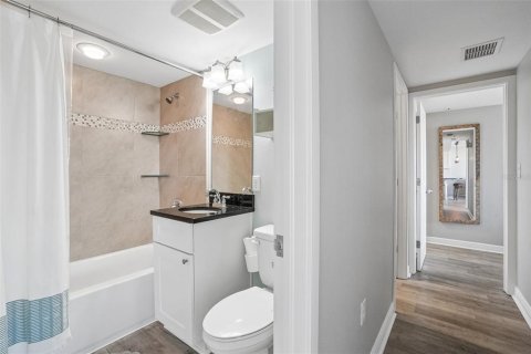Copropriété à vendre à Clearwater, Floride: 2 chambres, 90.95 m2 № 2132376 - photo 17