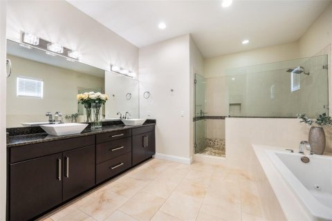 Casa en venta en Winter Park, Florida, 3 dormitorios, 312.43 m2 № 1803130 - foto 24