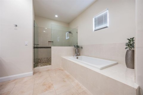 Casa en venta en Winter Park, Florida, 3 dormitorios, 312.43 m2 № 1803130 - foto 23