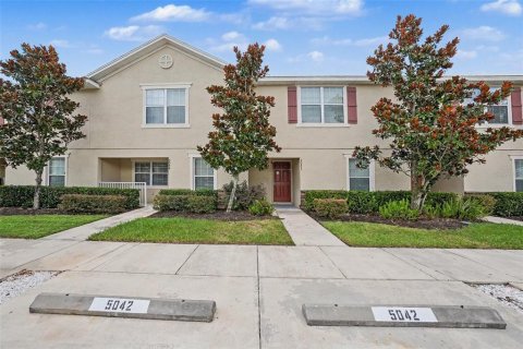 Touwnhouse à Wesley Chapel, Floride 4 chambres, 155.7 m2 № 2239744