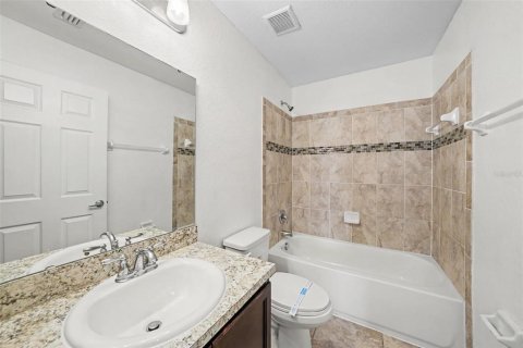 Touwnhouse à vendre à Wesley Chapel, Floride: 4 chambres, 155.7 m2 № 2239744 - photo 13