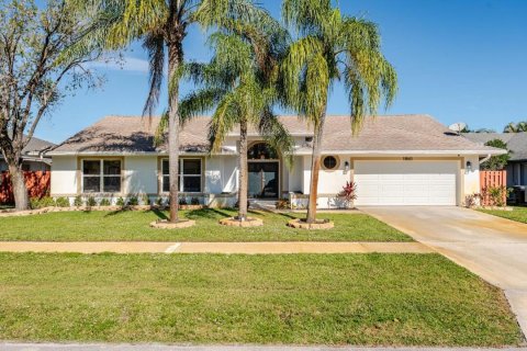 House in Wellington, Florida 6 bedrooms, 237.92 sq.m. № 2175595 - photo 28