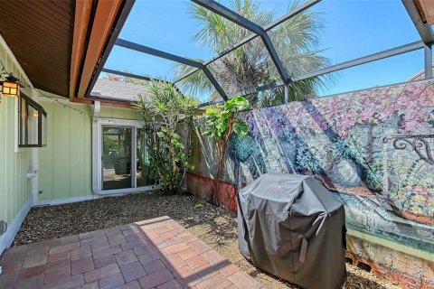 House in Sarasota, Florida 3 bedrooms, 226.5 sq.m. № 1581143 - photo 13