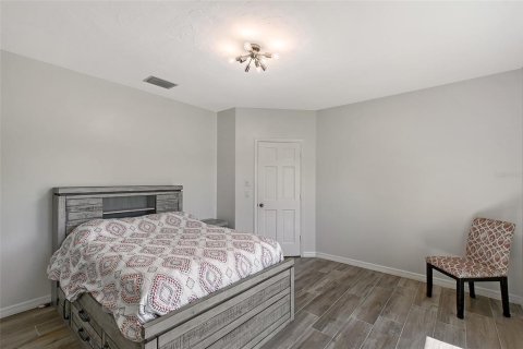 House in Sarasota, Florida 3 bedrooms, 226.5 sq.m. № 1581143 - photo 26