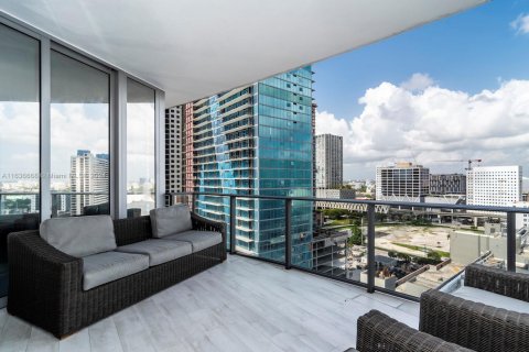 Купить кондоминиум в Майами, Флорида 1 спальня, 110.09м2, № 1957989 - фото 3