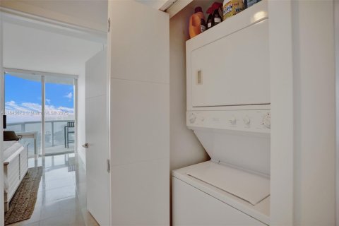 Copropriété à louer à Miami Beach, Floride: 2 chambres, 122.82 m2 № 1838739 - photo 25
