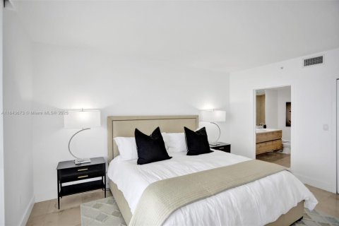 Copropriété à louer à Miami Beach, Floride: 2 chambres, 122.82 m2 № 1838739 - photo 19