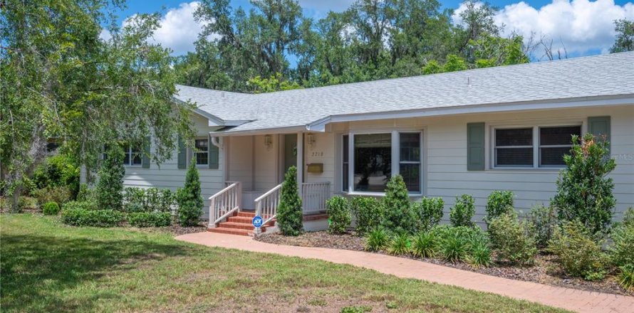 Villa ou maison à Lakeland, Floride 4 chambres, 163.51 m2 № 2125071