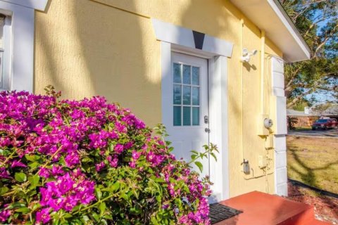 Appartement à louer à Orlando, Floride: 1 chambre, 60.39 m2 № 550308 - photo 2