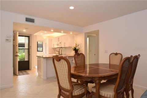 Copropriété à louer à Sarasota, Floride: 1 chambre, 67.91 m2 № 213519 - photo 6