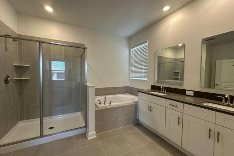 Casa en alquiler en Kissimmee, Florida, 4 dormitorios, 198.72 m2 № 1561842 - foto 11
