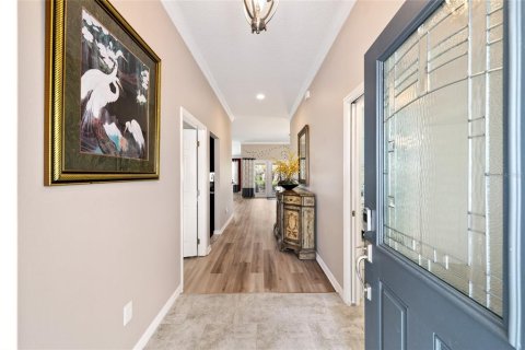 House in The Villages, Florida 4 bedrooms, 188.41 sq.m. № 2114784 - photo 3